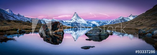 Stellisee in der Schweiz mit Matterhorn im Hintergrund Panorama - zdjęcie 1