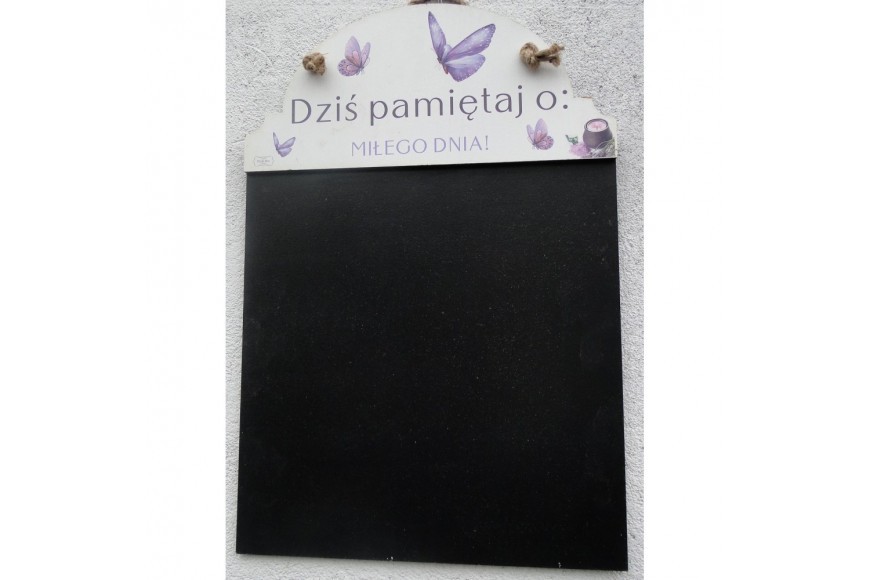 Tablica kredowa w kuchni i salonie