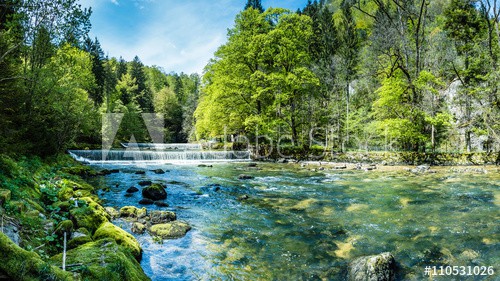 
Areuse, Fluss im Neuenburger Jura, Schweiz, Panorama - zdjęcie 1