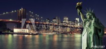 New York Skyline at night with Statue of Liberty Naklejkomania - zdjecie 1 - miniatura