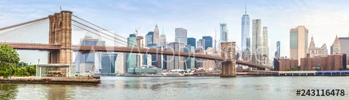 Amazing panorama view of New York city and Brooklyn bridge