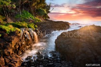 Sunset at Queen's Bath, Kauai, Hawaii Naklejkomania - zdjecie 1 - miniatura