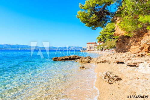 Idyllic beach on coast of Brac island near Bol town, Brac island, Croatia - zdjęcie 1