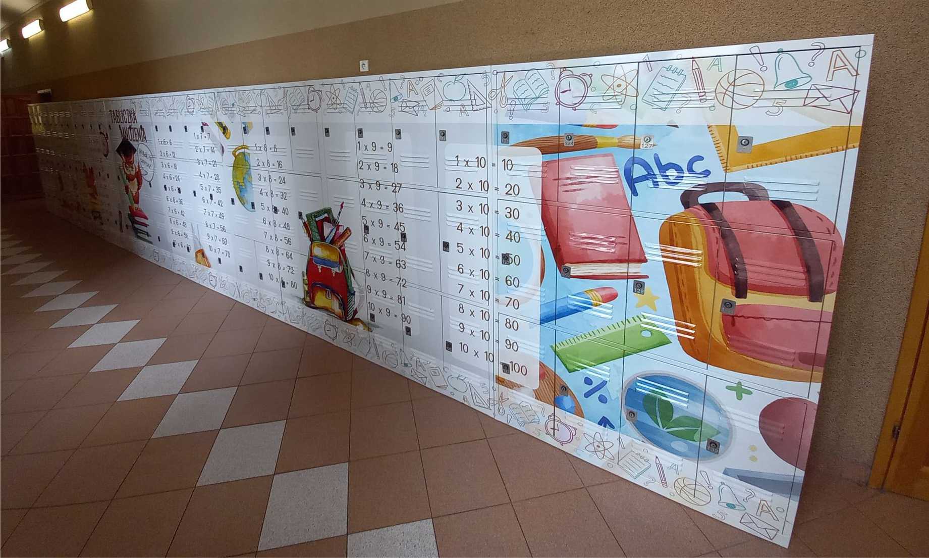 Szafki szkolne - projekt i montaż - tabliczka mnożenia