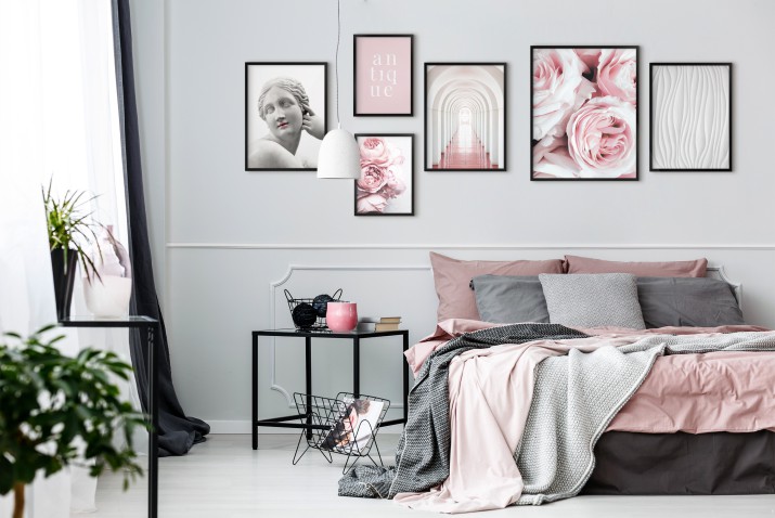 Zestaw plakatów Antyk - posąg kobiety, różowe kwiaty i architektura 91023 - zdjęcie 2