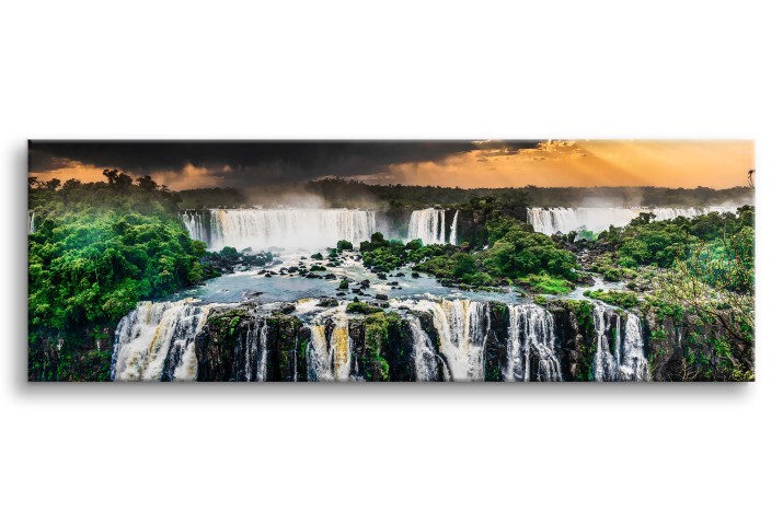 Obraz na ścianę Wodospady - pejzaż burzliwego nieba nad dziką przyrodą 92155