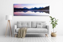 Obraz Wschód słońca nad jeziorem - pejzaż gór, nieba i wody o poranku 92126 Naklejkomania - zdjecie 3 - miniatura