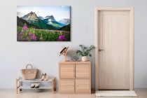 Obraz na ścianę Polana - górski krajobraz z łąką kwiatów, lasem i niebem 92129 Naklejkomania - zdjecie 3 - miniatura