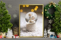 Uroczy plakat ze świątecznym motywem Kula śnieżna 61688 Naklejkomania - zdjecie 4 - miniatura