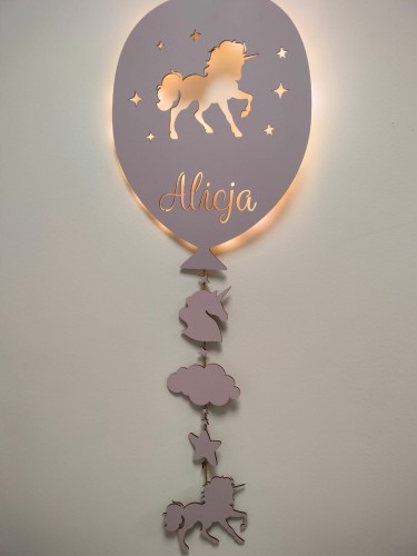 Lampka z oświetleniem LED z imieniem dziecka Balonik z jednorożcem 25700 - zdjęcie 4