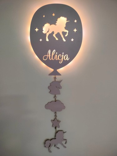 Lampka z oświetleniem LED z imieniem dziecka Balonik z jednorożcem 25700 - zdjęcie 2