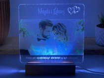 Lampka zmieniająca kolor z Twoim zdjęciem, personalizowanymi imionami i grawerunkiem o miłości - prezent na rocznice, walentynki, dla zakochanych 26016 Naklejkomania - zdjecie 5 - miniatura