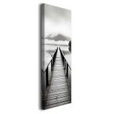 Relaksujący czarno-biały obraz na płótnie | Drewniany most nad Jeziorem 20869 Naklejkomania - zdjecie 2 - miniatura