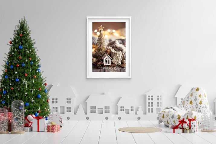 Plakat z choinką, domkiem i szyszkami – zimowa dekoracja na ścianę | ozdoba świąteczna | Obrazek na Boże Narodzenie 23460 - zdjęcie 5
