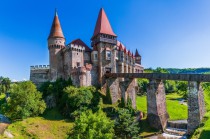 Fototapeta Średniowieczny Zamek | Krajobraz, Pejzaż Rumunii | Gotycka architektura | Tapeta z pięknym widokiem do biura, salonu 81468 Naklejkomania - zdjecie 2 - miniatura