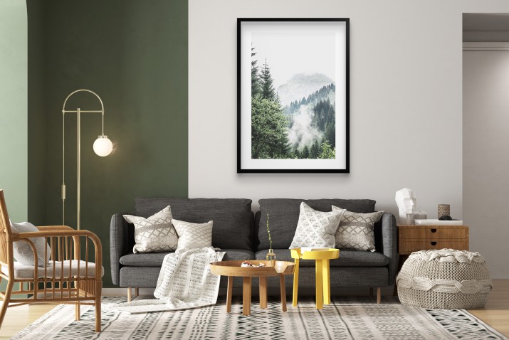 Plakat do sypialni- Góry i Las we Mgle | Zielony Pejzaż do Domu | Klimatyczna Grafika do Salonu lub Biura 94169 - zdjęcie 2