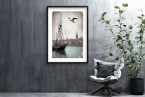 Plakat na ścianę- stara fotografia żaglówki w porcie | Retro Dekoracja Ścienna do Salonu i Biura 82008 Naklejkomania - zdjecie 5 - miniatura