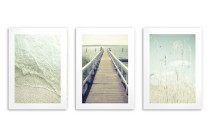 Skandynawskie plakaty w odcieniach błękitu i beżu: plaża, molo i trawy | Minimalistyczna dekoracja na ścianę KP 81993 Naklejkomania - zdjecie 8 - miniatura