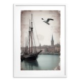 Plakat na ścianę- stara fotografia żaglówki w porcie | Retro Dekoracja Ścienna do Salonu i Biura 82008 Naklejkomania - zdjecie 3 - miniatura