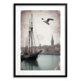 Plakat na ścianę- stara fotografia żaglówki w porcie | Retro Dekoracja Ścienna do Salonu i Biura 82008 Naklejkomania - zdjecie 1 - miniatura