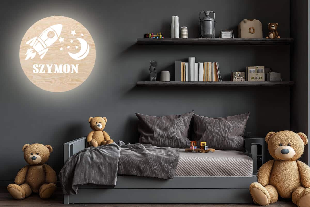 Okrągła Lampka Nocna na ścianę do pokoju chłopca | Drewniana Lampka LED z imieniem dziecka- Rakieta Kosmiczna 82270 - zdjęcie 3