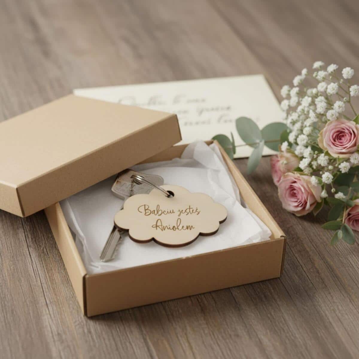 Drewniane breloki z grawerem prezent na Dzień Babci 42776 - zdjęcie 3