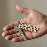 Drewniane breloki z dedykacją prezent na Dzień dziadka 42777 - miniaturka 3