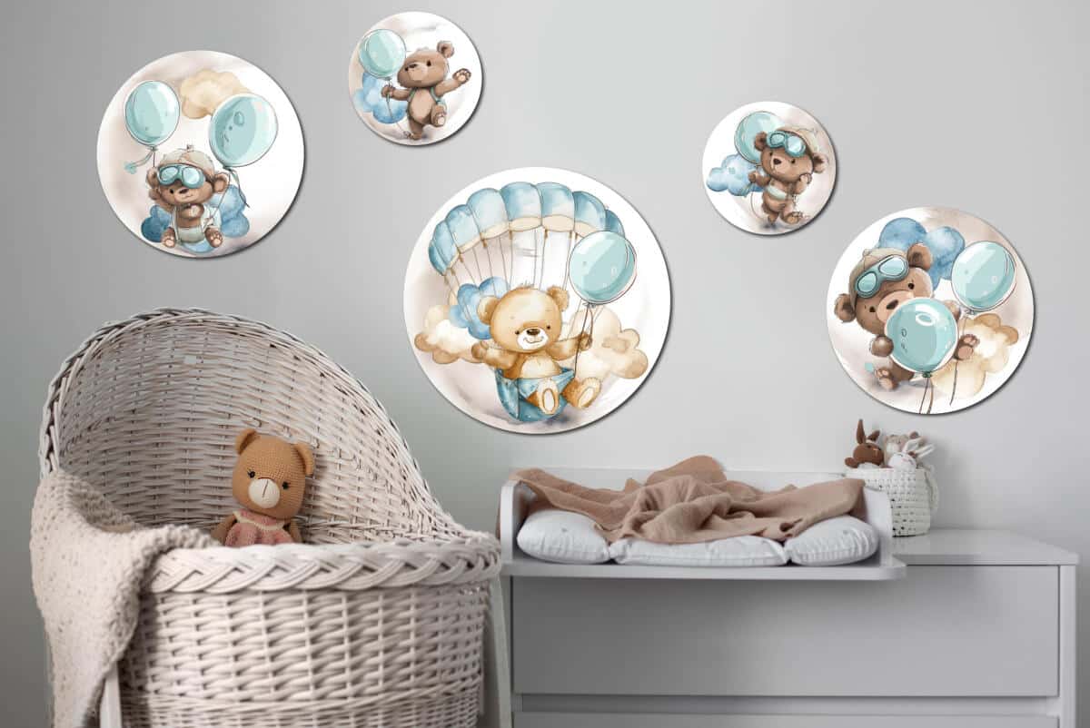 Akwarelowe Misie z Balonami i Spadochronem | Bajkowa ozdoba na ścianę dla dziecka | Zestaw obrazków koła 42195 - zdjęcie 2