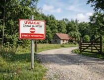 Tabliczka ostrzegawcza- UWAGA! Zakaz wjazdu Droga prywatna 82405 - miniaturka 2