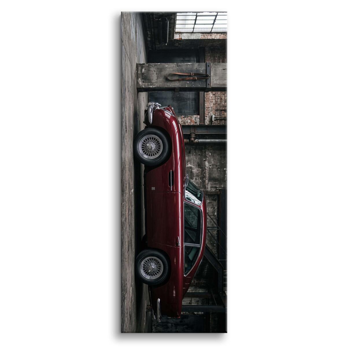 Obraz Loft Zabytkowe Auto w Garażu | Elegancka Dekoracja do Gabinetu 31289