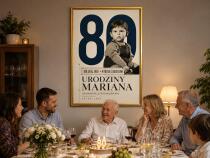 Tablica powitalna na 80 urodziny ze zdjęciem z dzieciństwa- Dekoracja na 80 urodziny 39044 - miniaturka 2