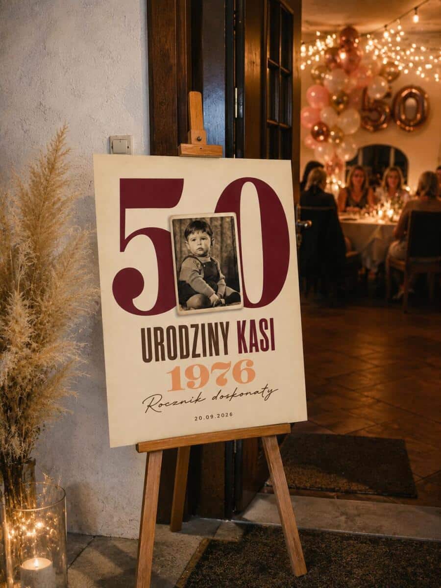 Tablica powitalna na 50 urodziny- zdjęciem z dzieciństwa, imię, data | Plakat Powitalny dla kobiety 39037 - zdjęcie 3